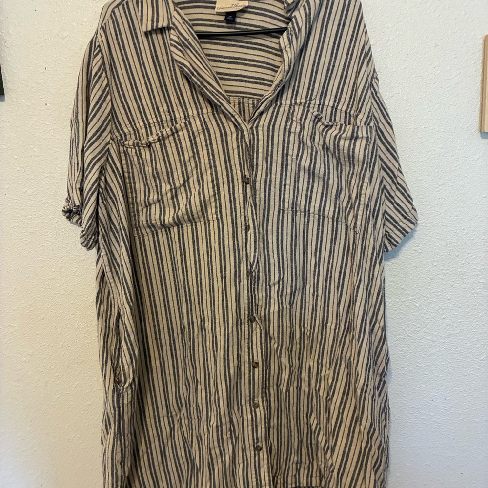 Universal Thread Black and Tan Striped Shirt Dress